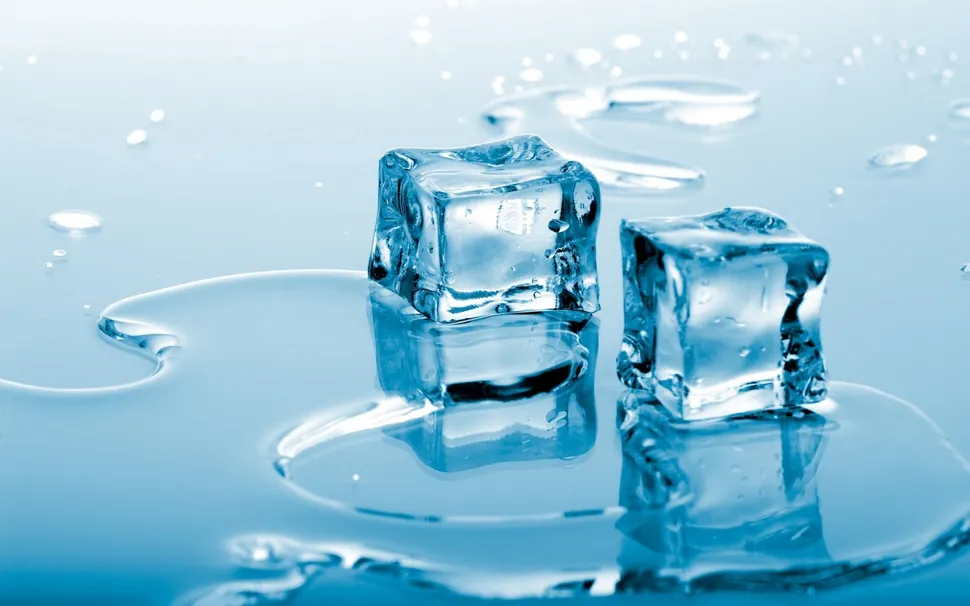 Why should I chomp on ice during melphalan treatment? image