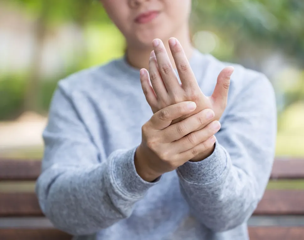 Neuropathy: Myeloma Patient Lou Johnson Shares Her Story image